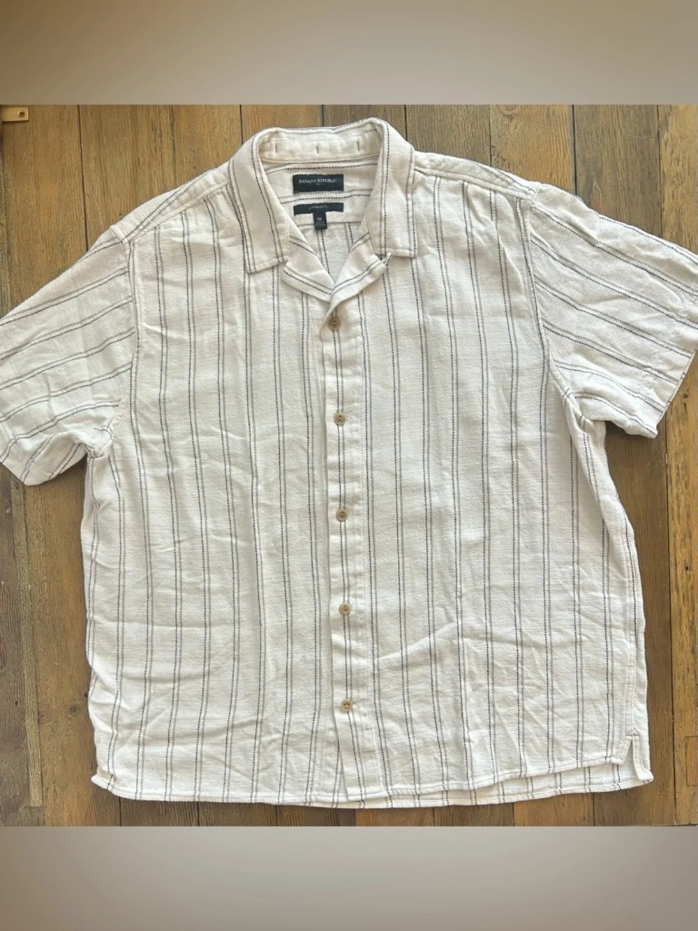 Banana Republic Short Sleeve Resort Wear Lightweight Button Down Shirt - Picture 1 of 15